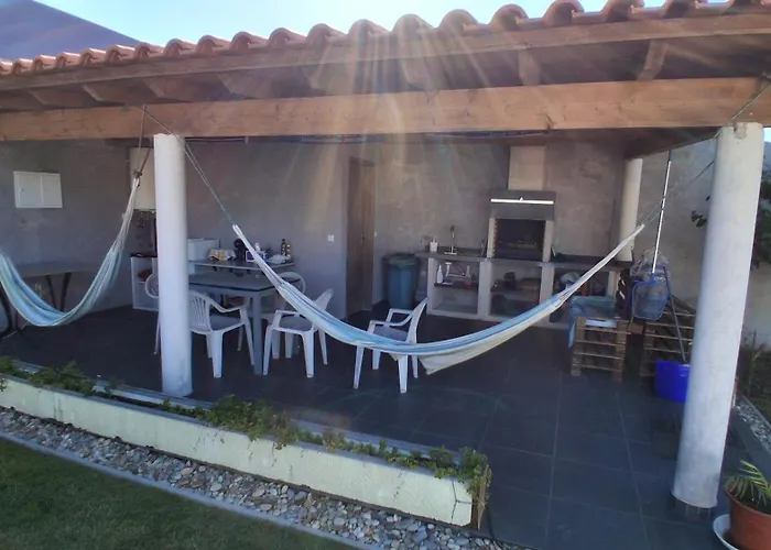 Cute House Marinho בית נופש *