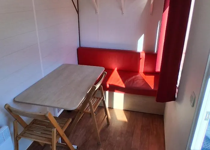 Cute House Marinho *